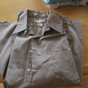 Beige short sleeve dress shirt